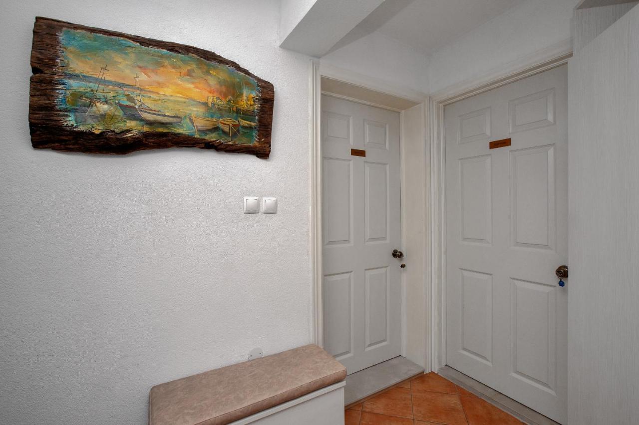 Appartement Apartman Toni à Drašnice Extérieur photo