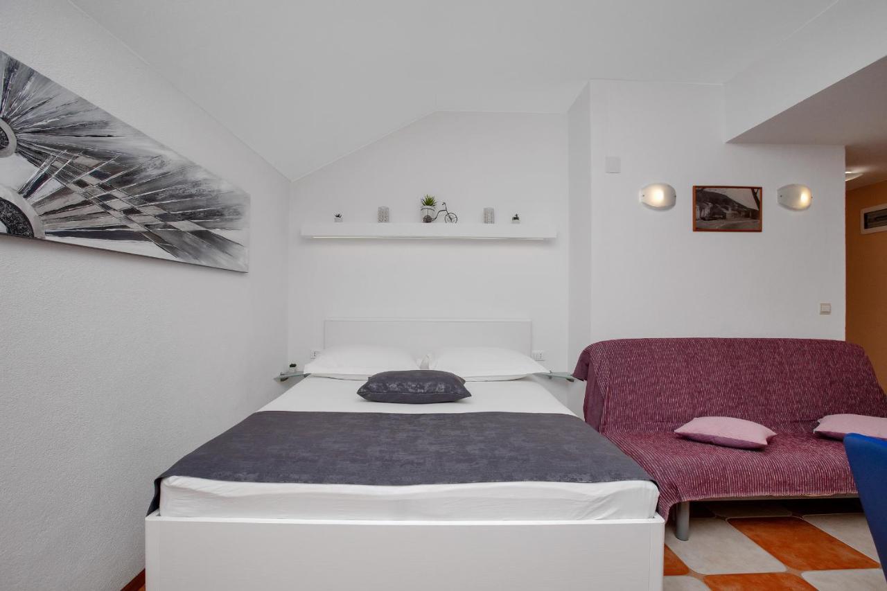 Appartement Apartman Toni à Drašnice Extérieur photo