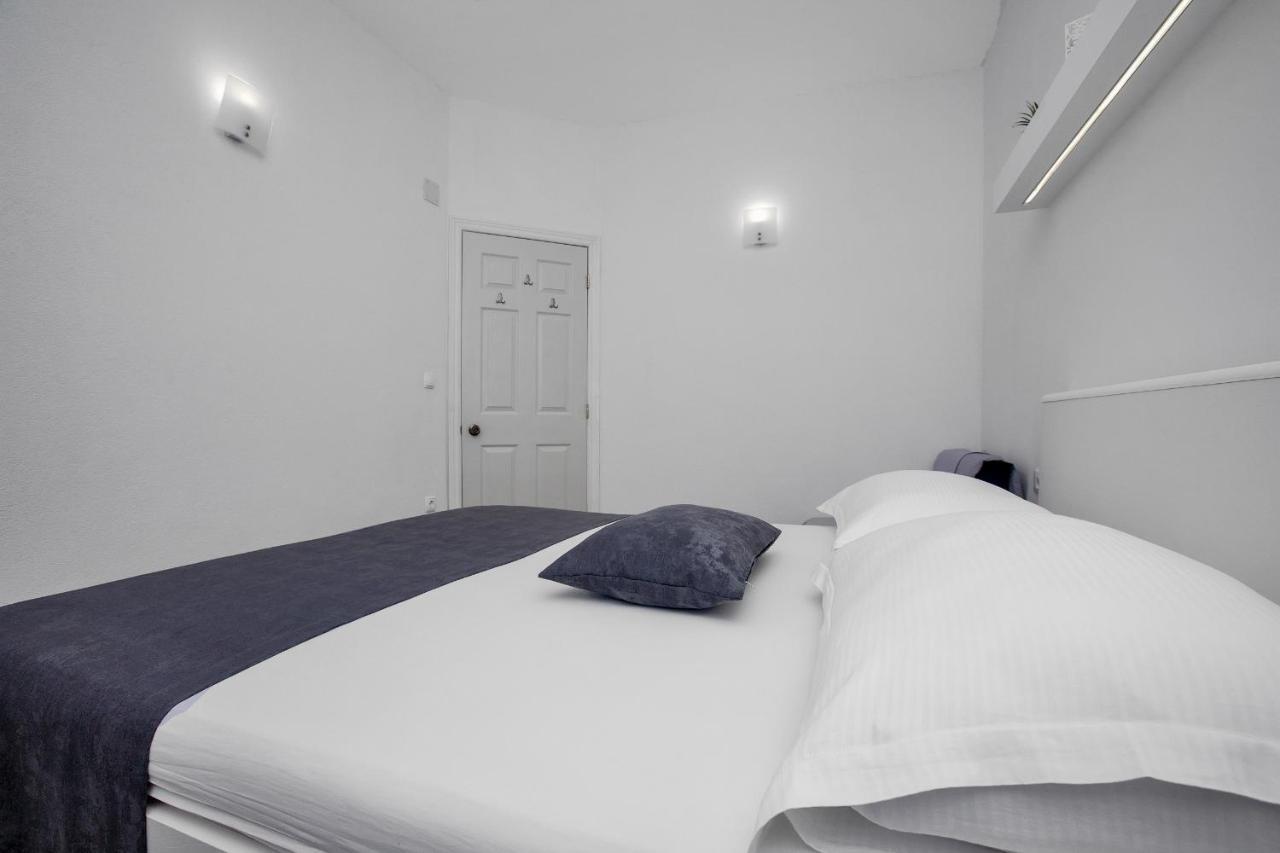 Appartement Apartman Toni à Drašnice Extérieur photo